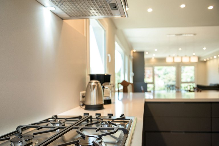 modern house on Av.Pioneros 5 minutes from downtown.grill