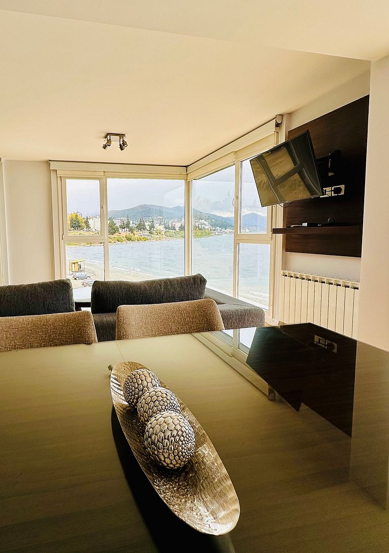 Oasis departamento sobre el Lago Nahuel Huapi