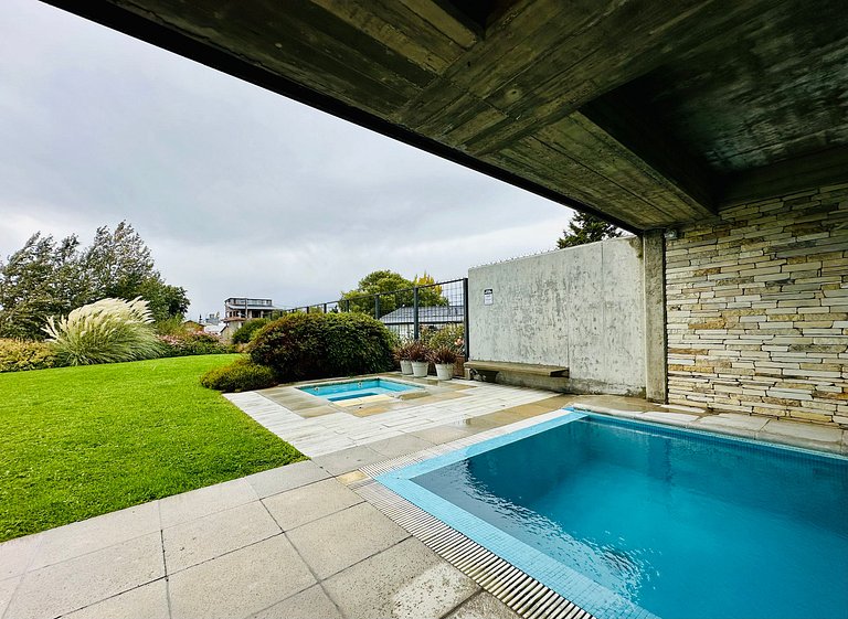 Oasis in front of the Lake with incredible views,pool,garage