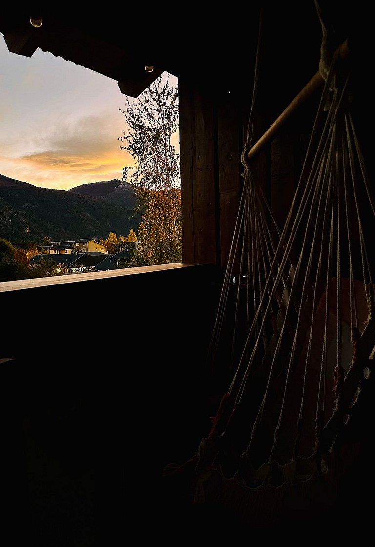 La Casita del Arbol-Lindo apartamento -vista para a montanha