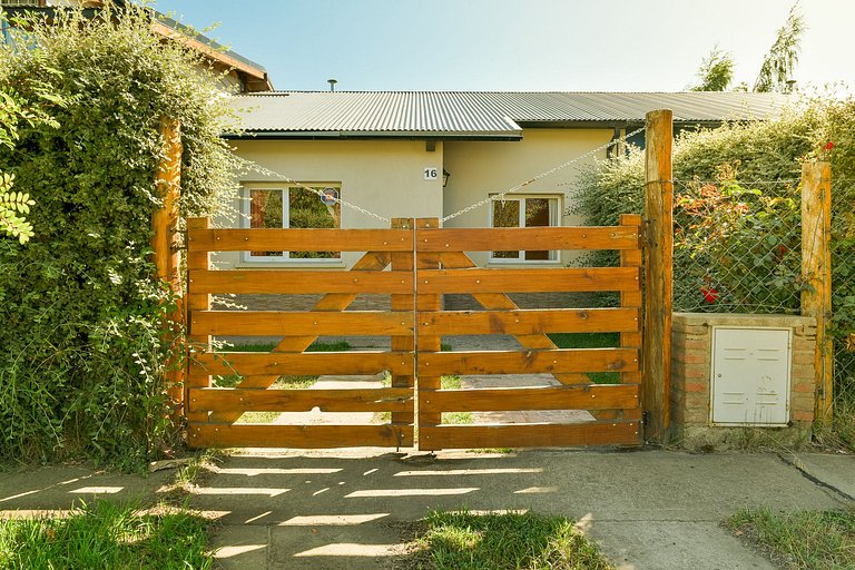Alumine - accommodation with wifi and mountain views